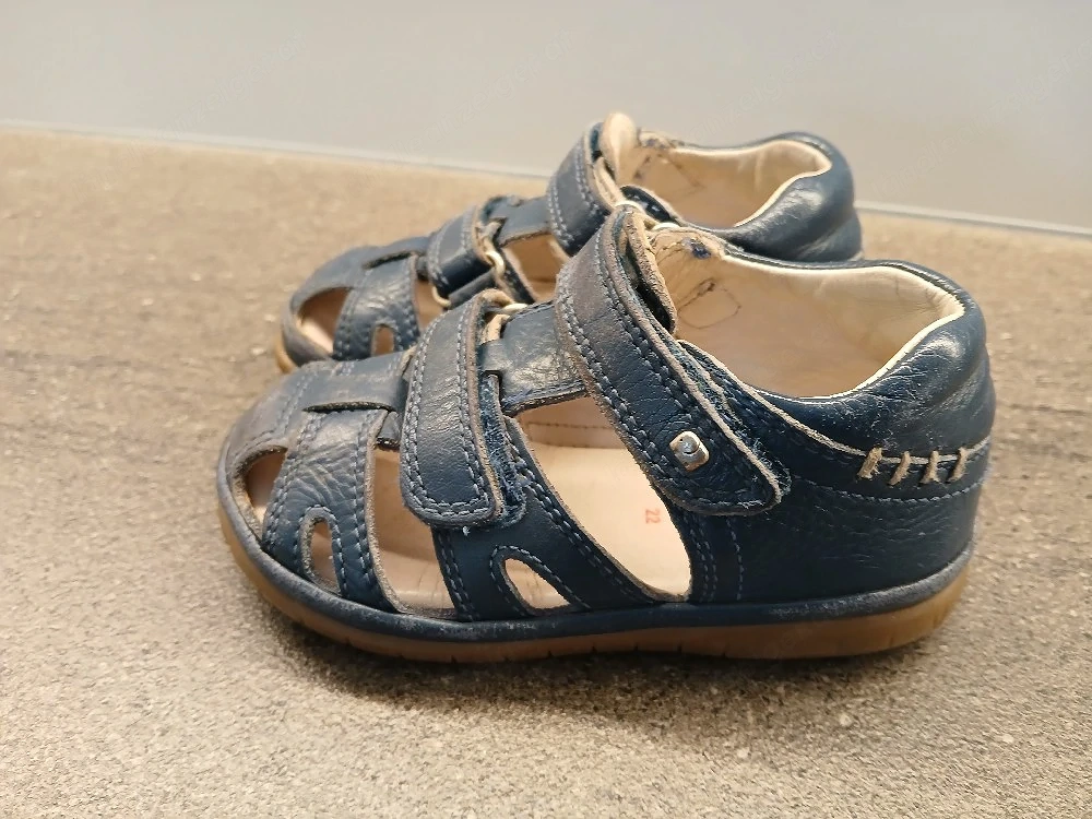 Sandalen Größe 22