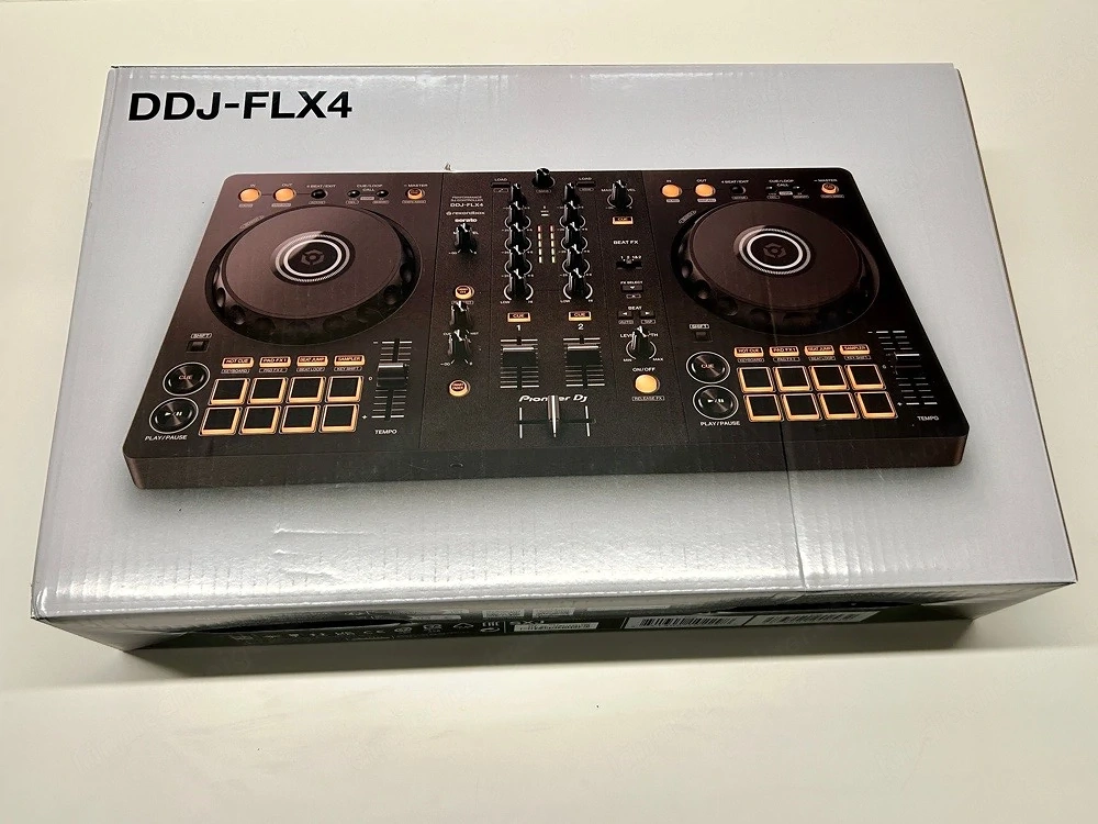 Pioneer DDJ-FLX4 DJ Software Controller