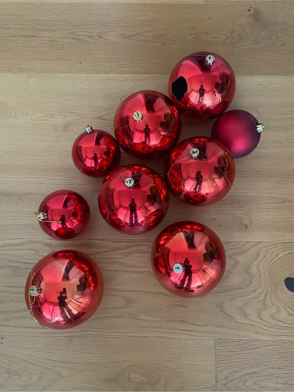 Weihnachtskugeln XL aus Kunststoff