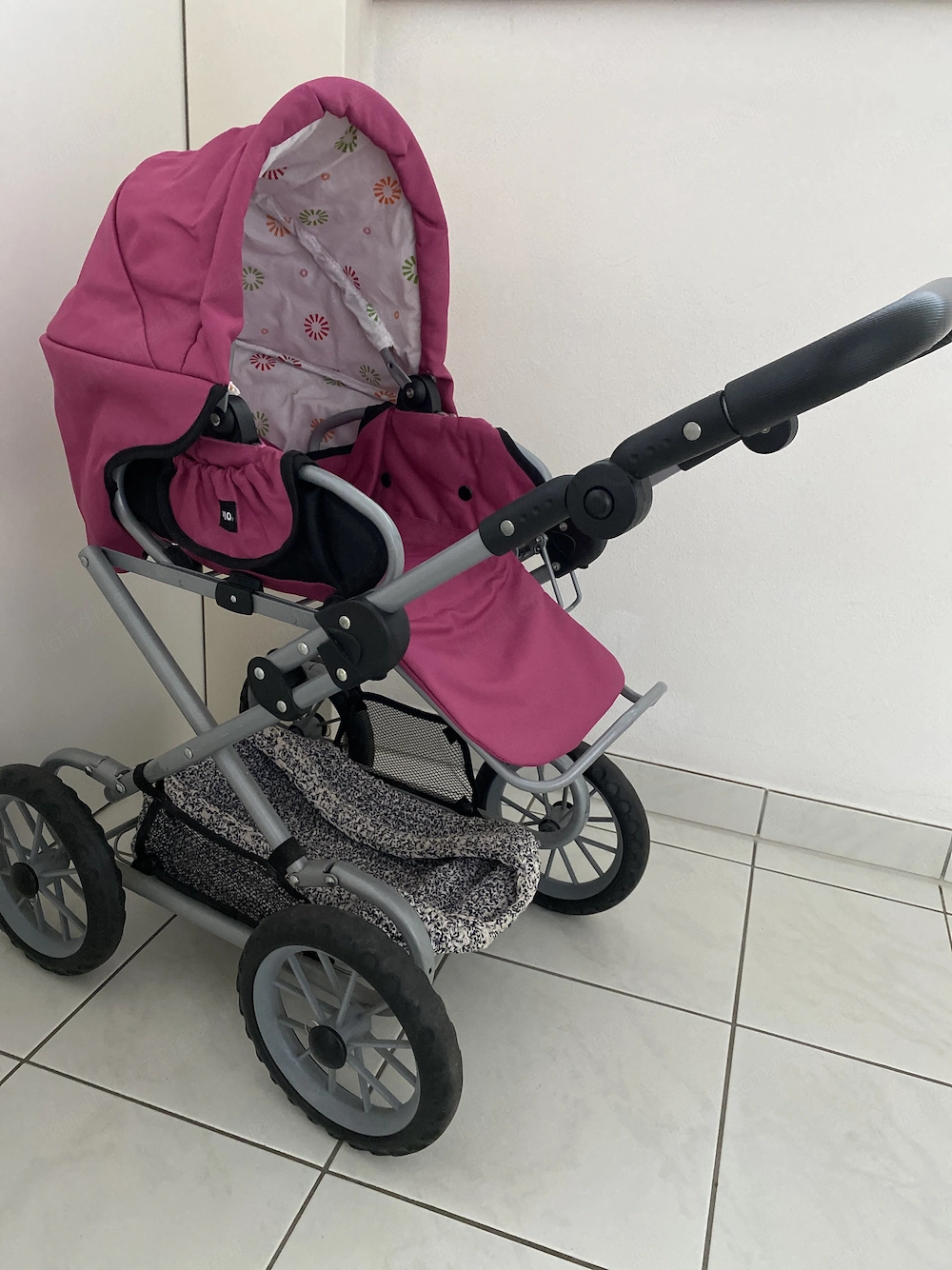 Puppensportwagen mit Zubehör 