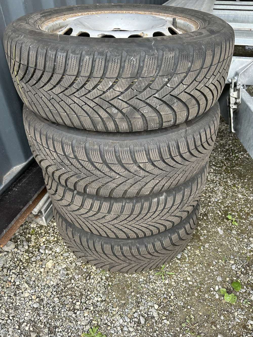 Winterreifen für VW Caddy 205 55 R16H 94H