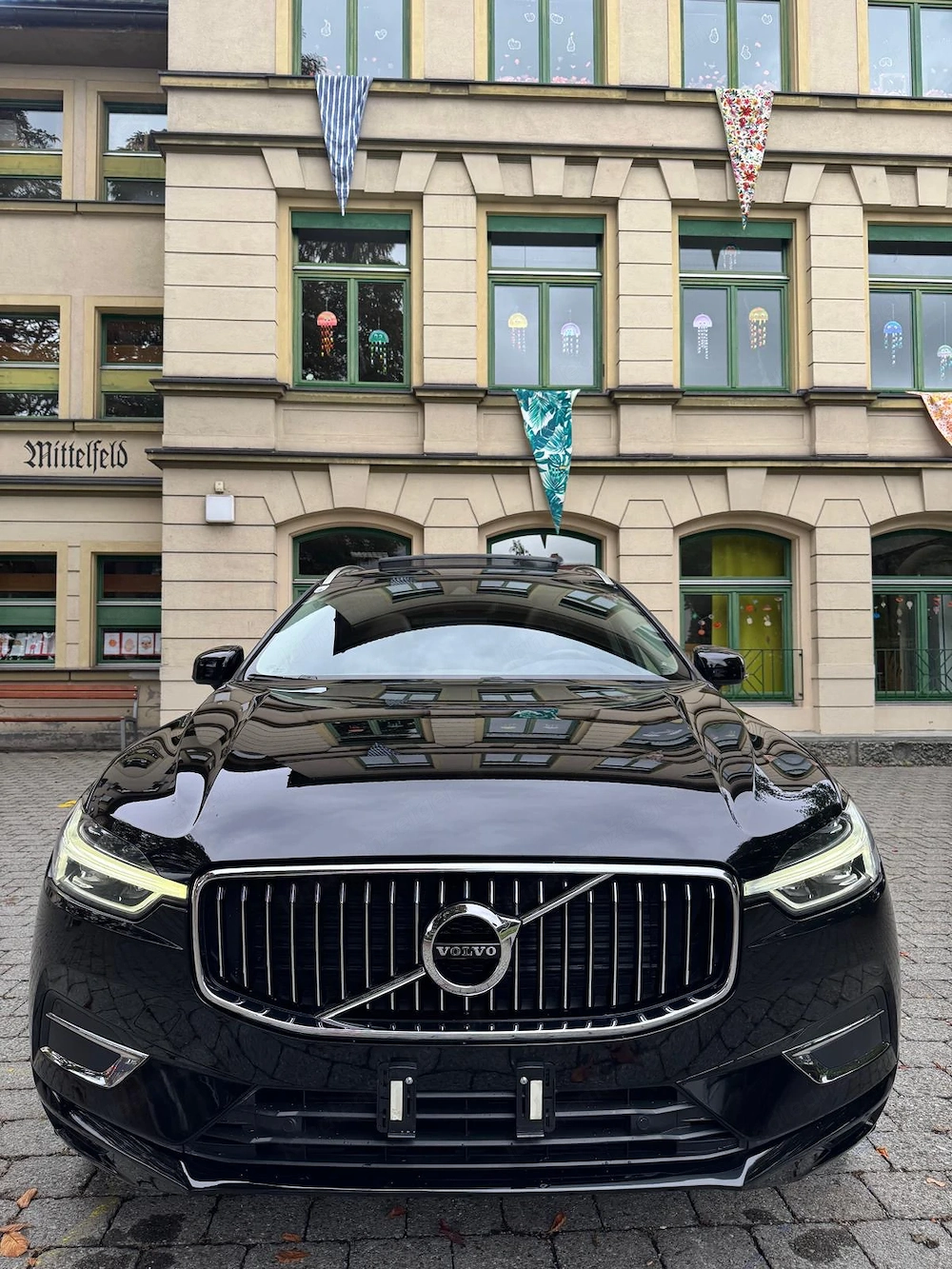 Volvo XC60 D4 AWD Inscription   Vollausstattung   Top Zustand