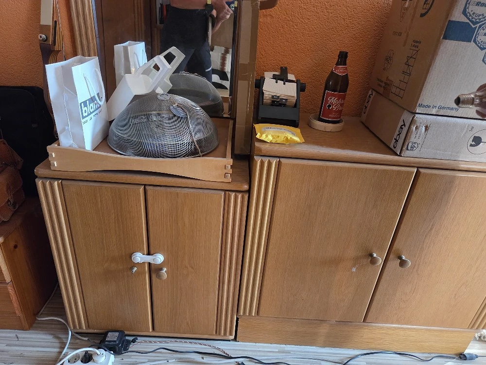 Garderobe zu verschenken 