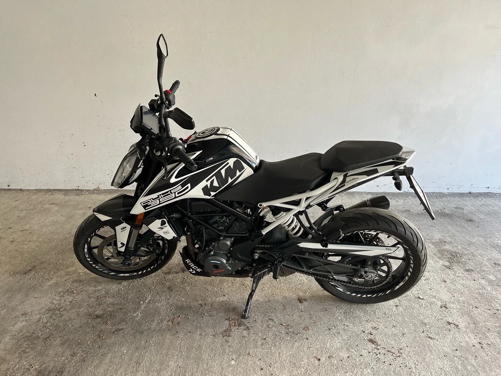Ktm Duke 390