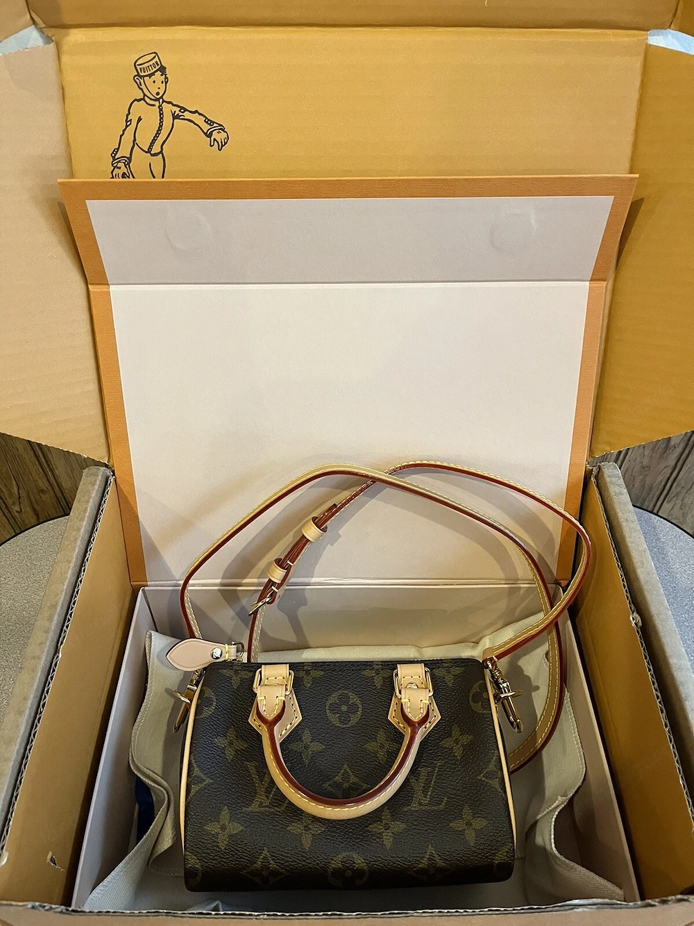 Louis Vuitton Nano Speedy monogramme ( email : )