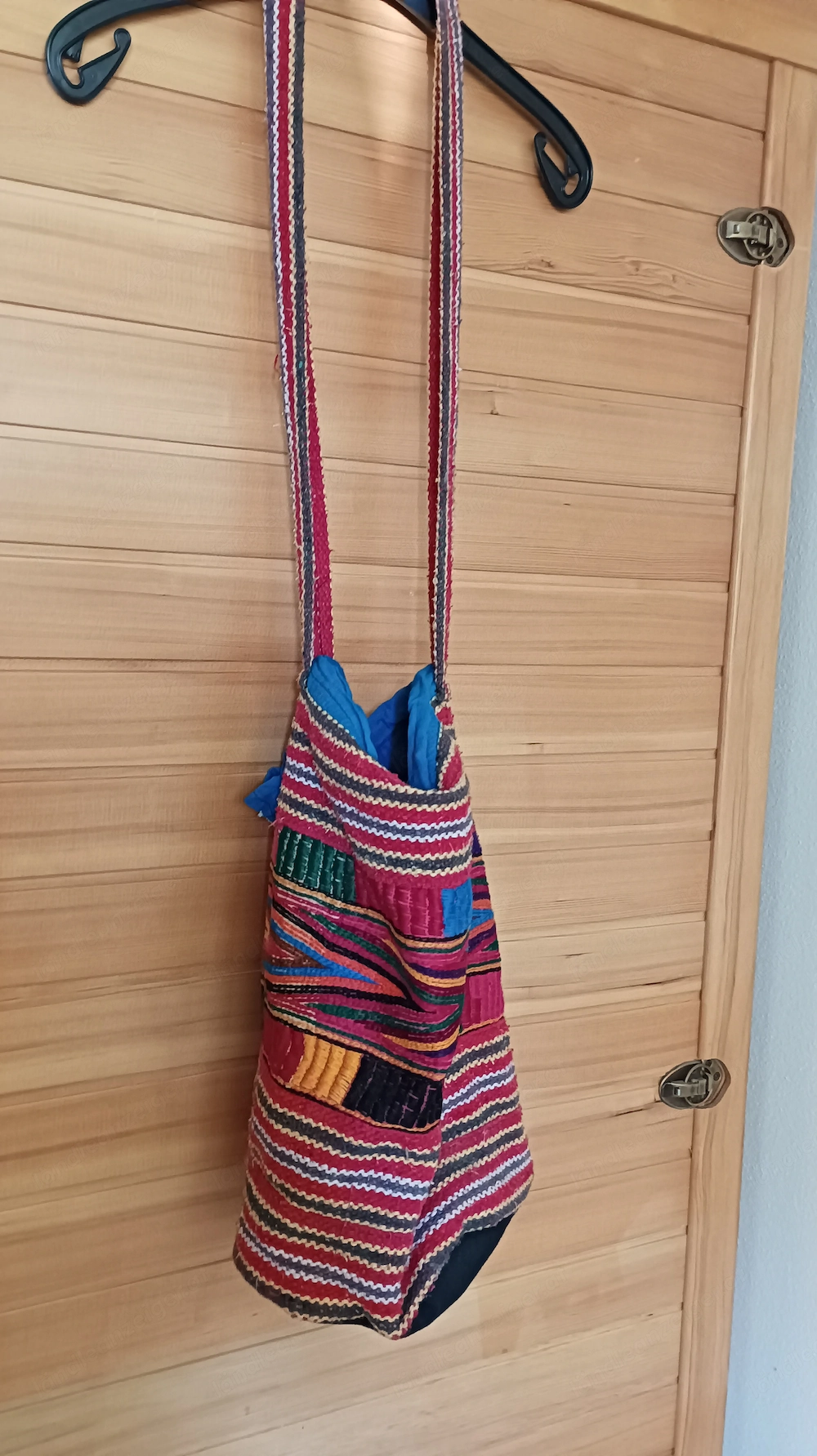größere Stofftasche bunt