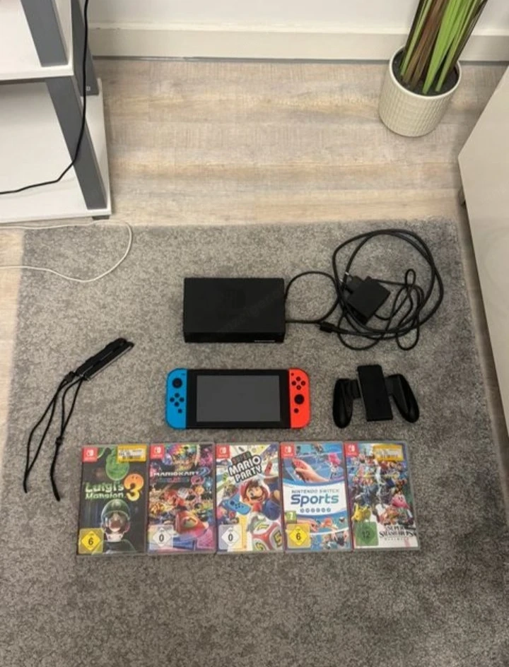 Nintendo Switch 