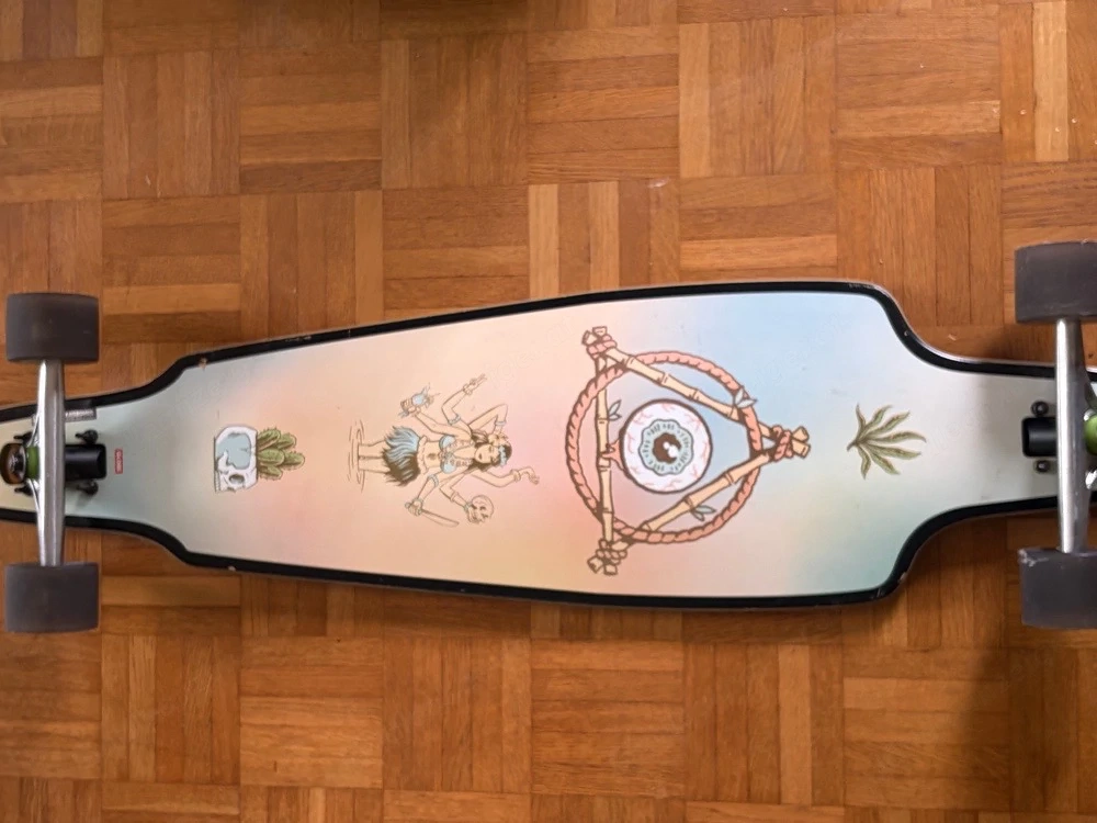 GLOBE Longboard mit großem Motiv