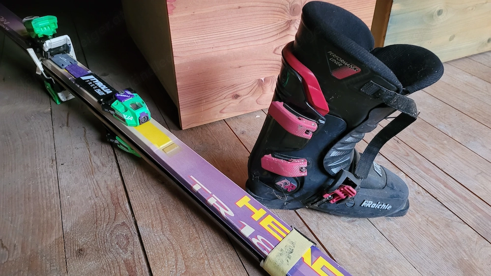 Gratis Ski und Skischuhe