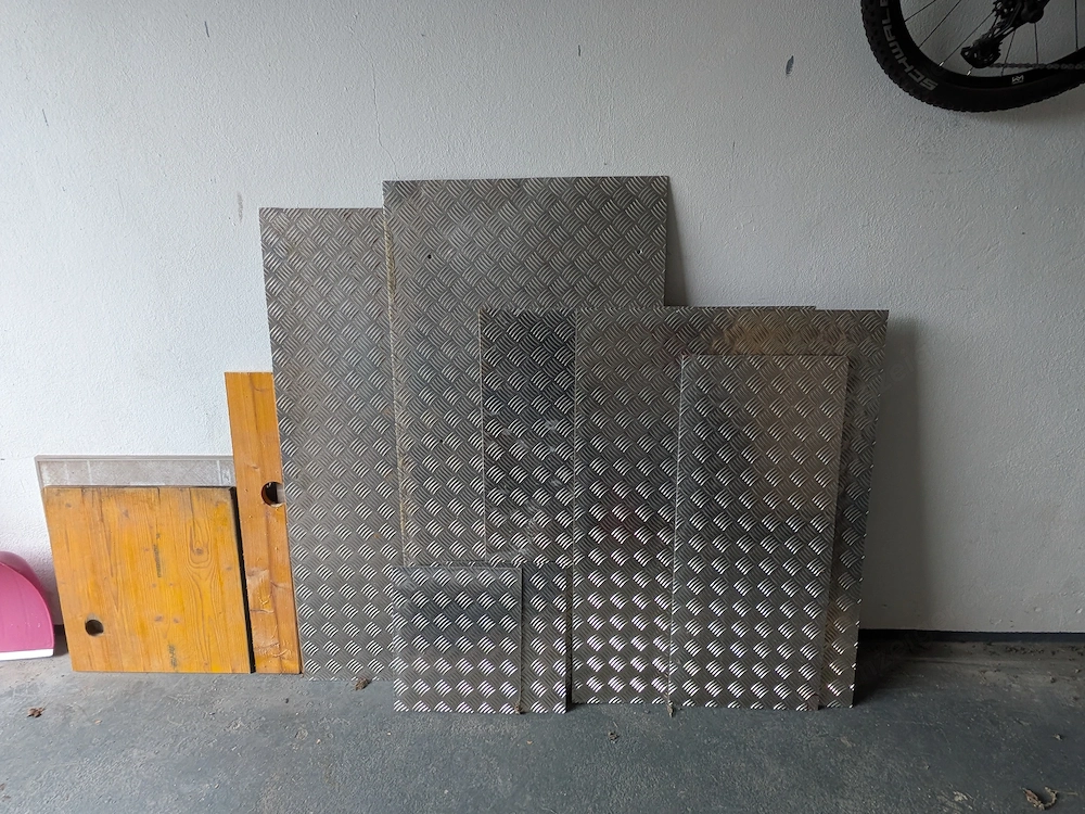 Set Aluminium Riffelblech 3 4 mm   7 Zuschnitte   3,5 m 