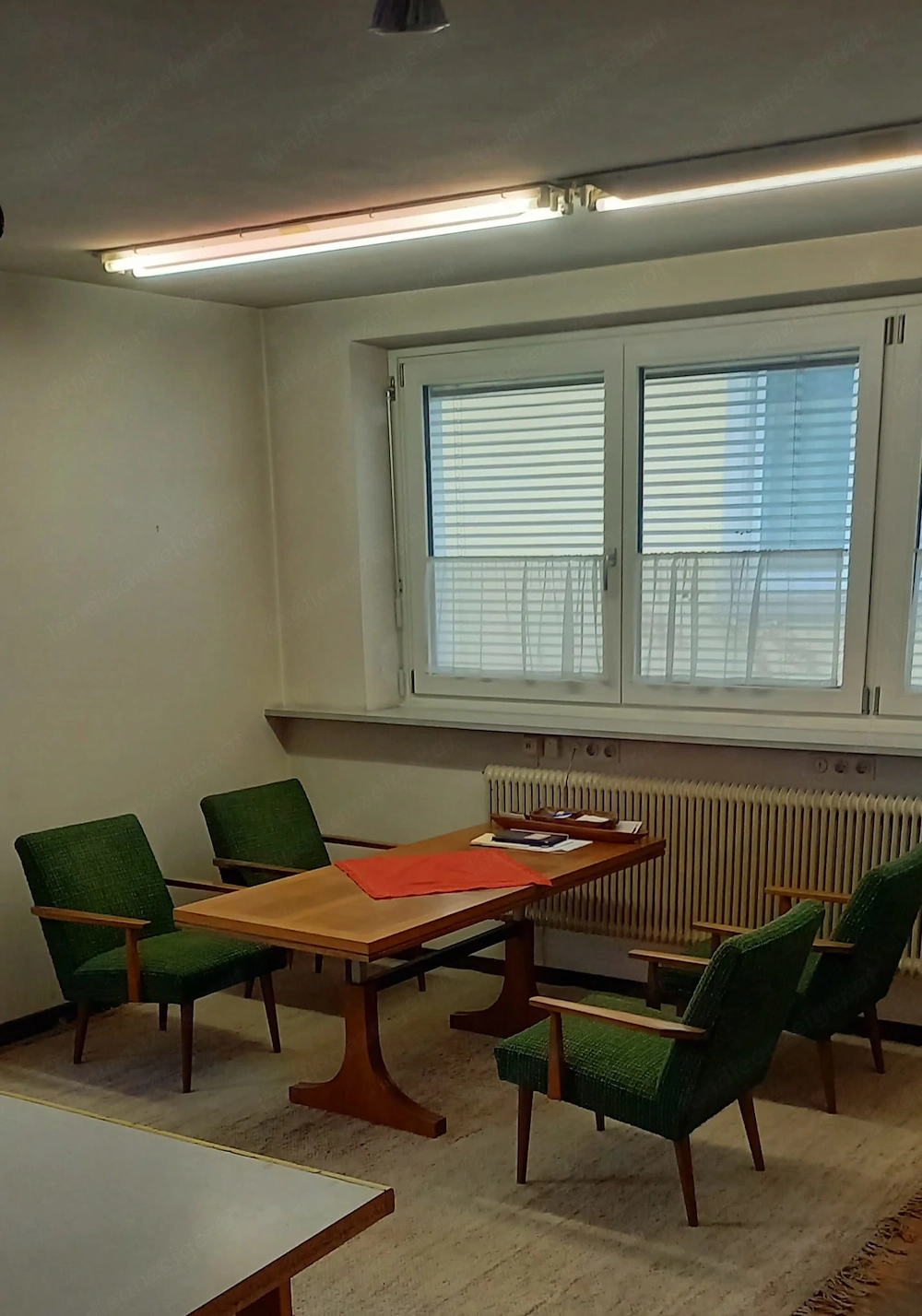 Retrotisch mit 4 Stühlen super Zustand