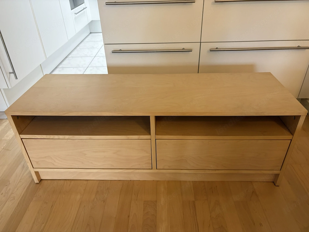 Fernsehkasten IKEA mit Tip On Schubladen
