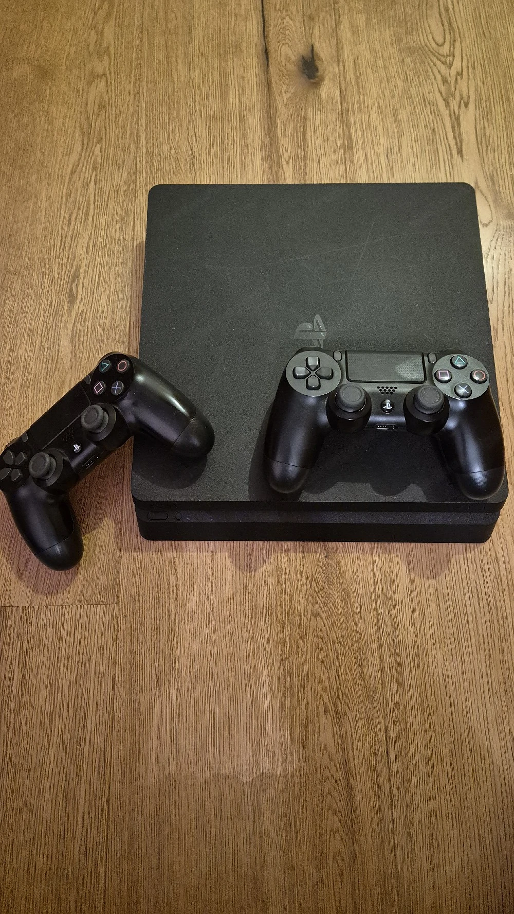 Playstation 4 Slim