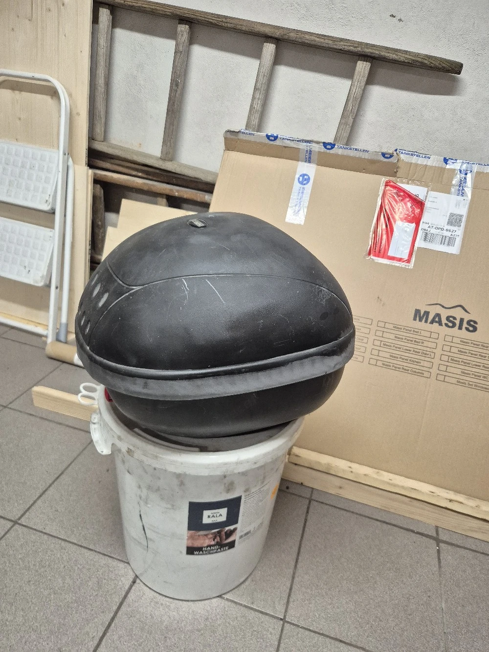 Yamaha Roller Koffer Topcase mit Adapterplatte und Zubehör