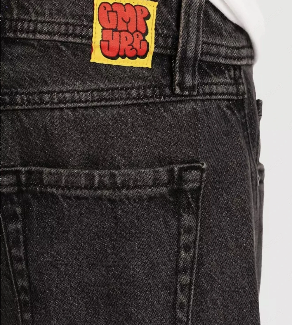 EMPYRE Loose Fit Jeans