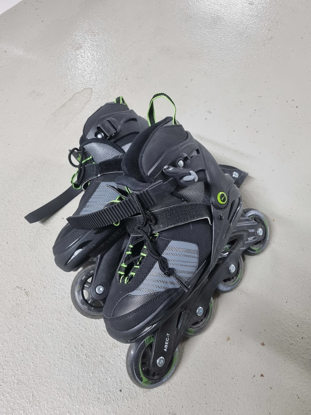 Rollerblades Gr. 37-41 einstellbar neuwertig
