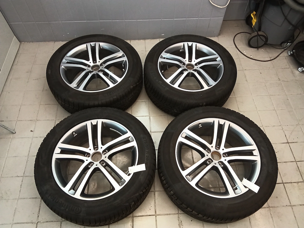 Mercedes Benz GLE W167 275 50 R20 Continental Winterräder