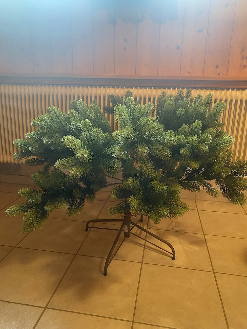 Weihnachtsbaum inklusive Baumständer und LED Kerzenset