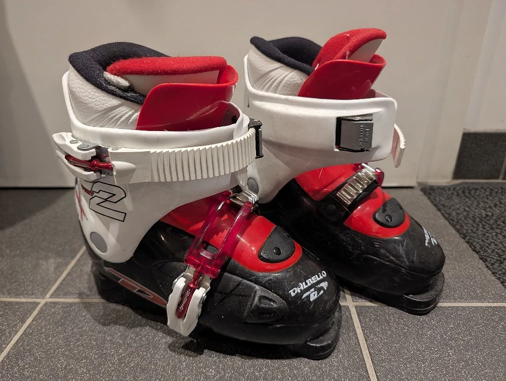 Skischuhe Gr 32 