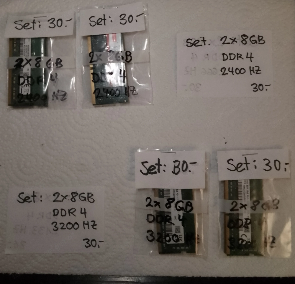 Ram,,,DDR 4,,,,Laptop 8GB