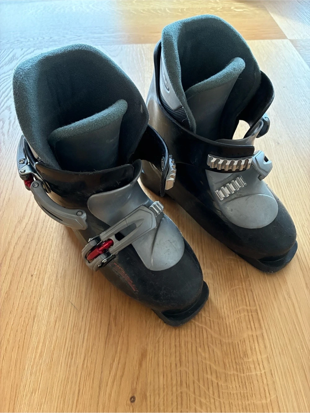 Kinder Skischuhe 251mm, 33-34