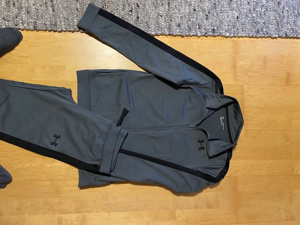 Under Armour Trainings Anzug Gr.:S 164
