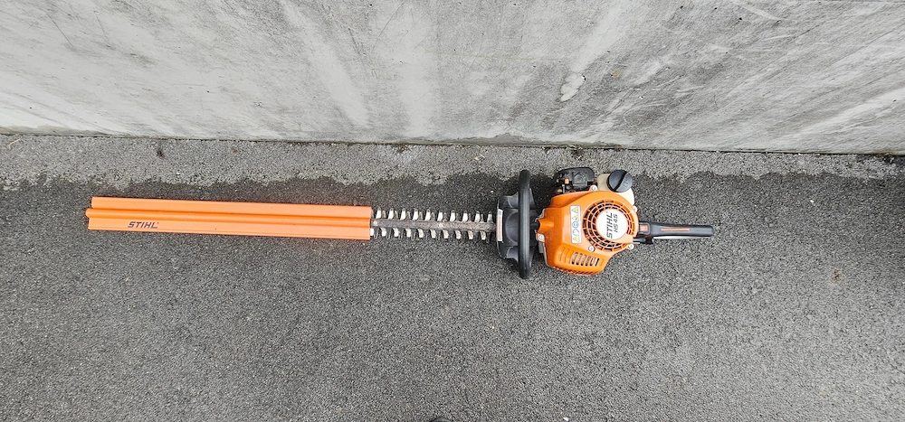 STIHL HS 45 Benzin-Heckenschere - 45 cm - gekauft im Juni 2026!