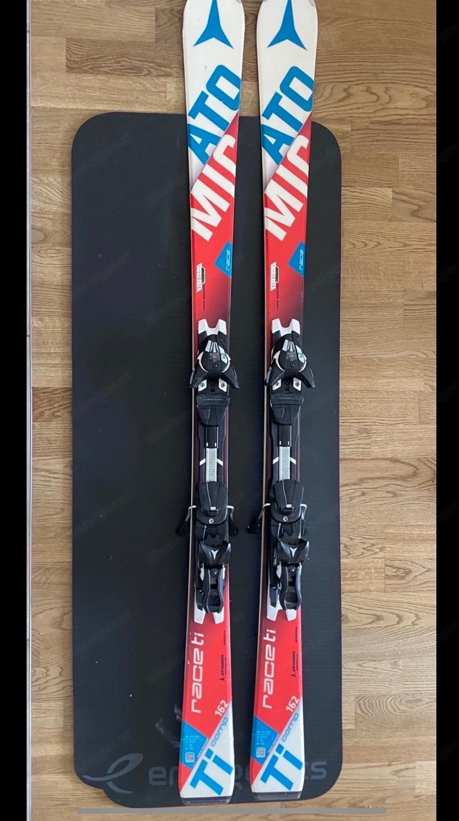 Atomic ski (Länge 162) Race Titanium
