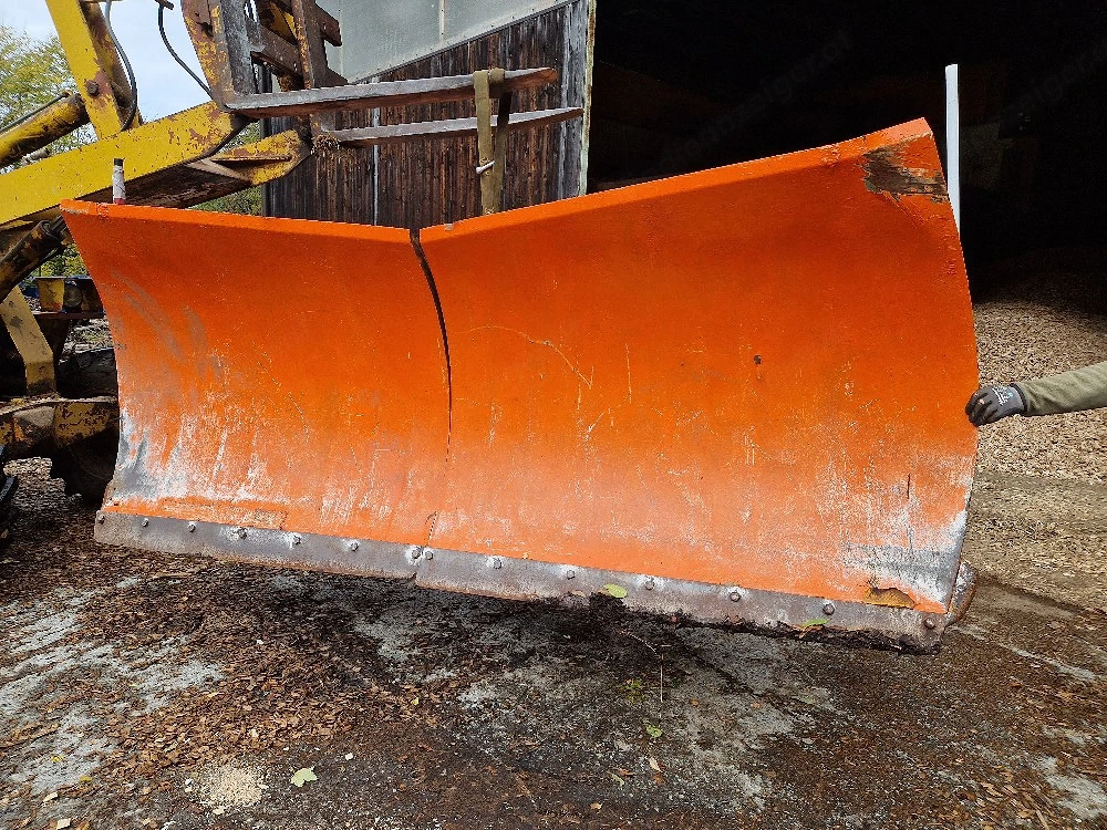 Schneepflug Kahlbacher DS260