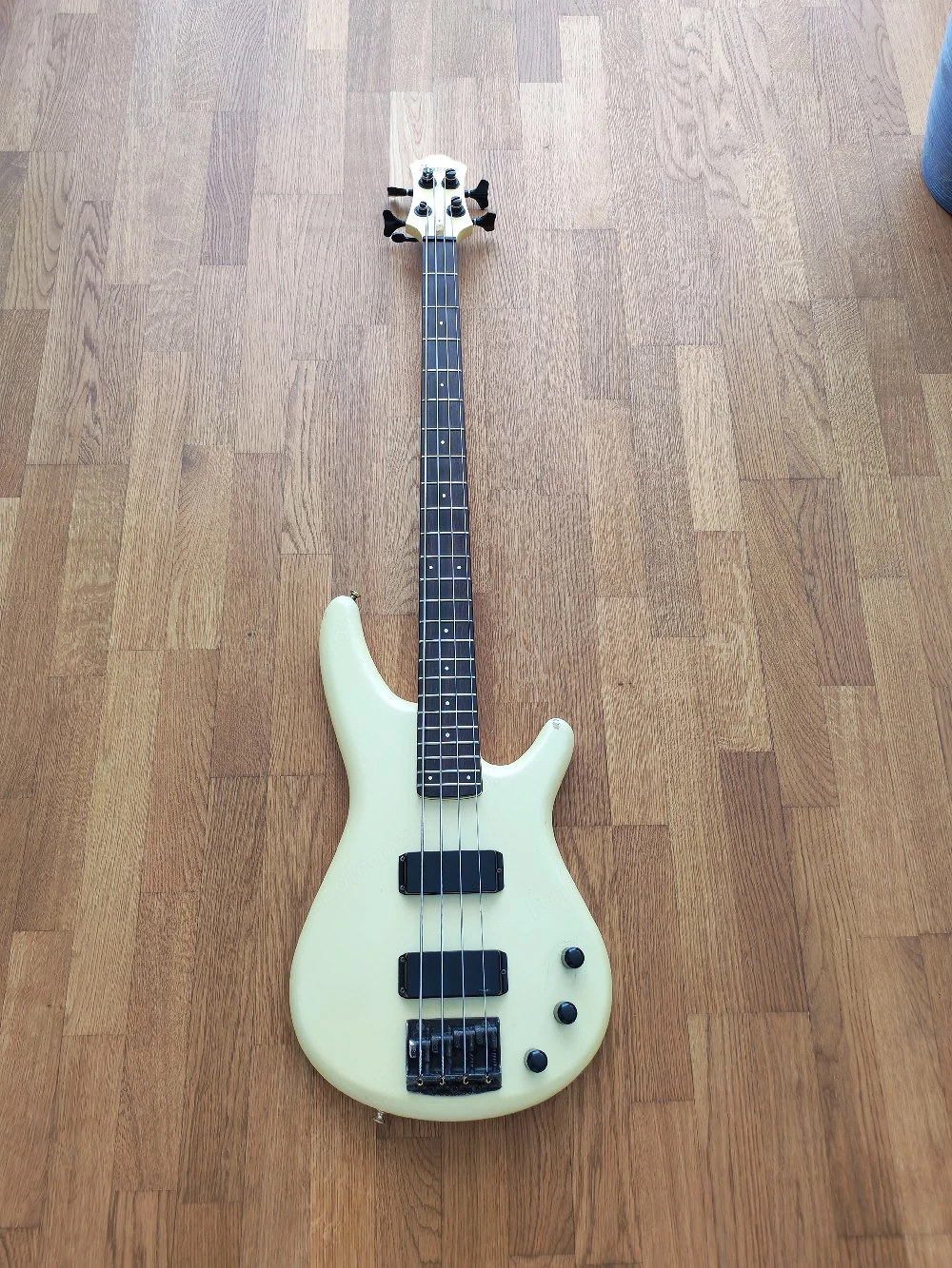 Ibanez Roadstar Bass
