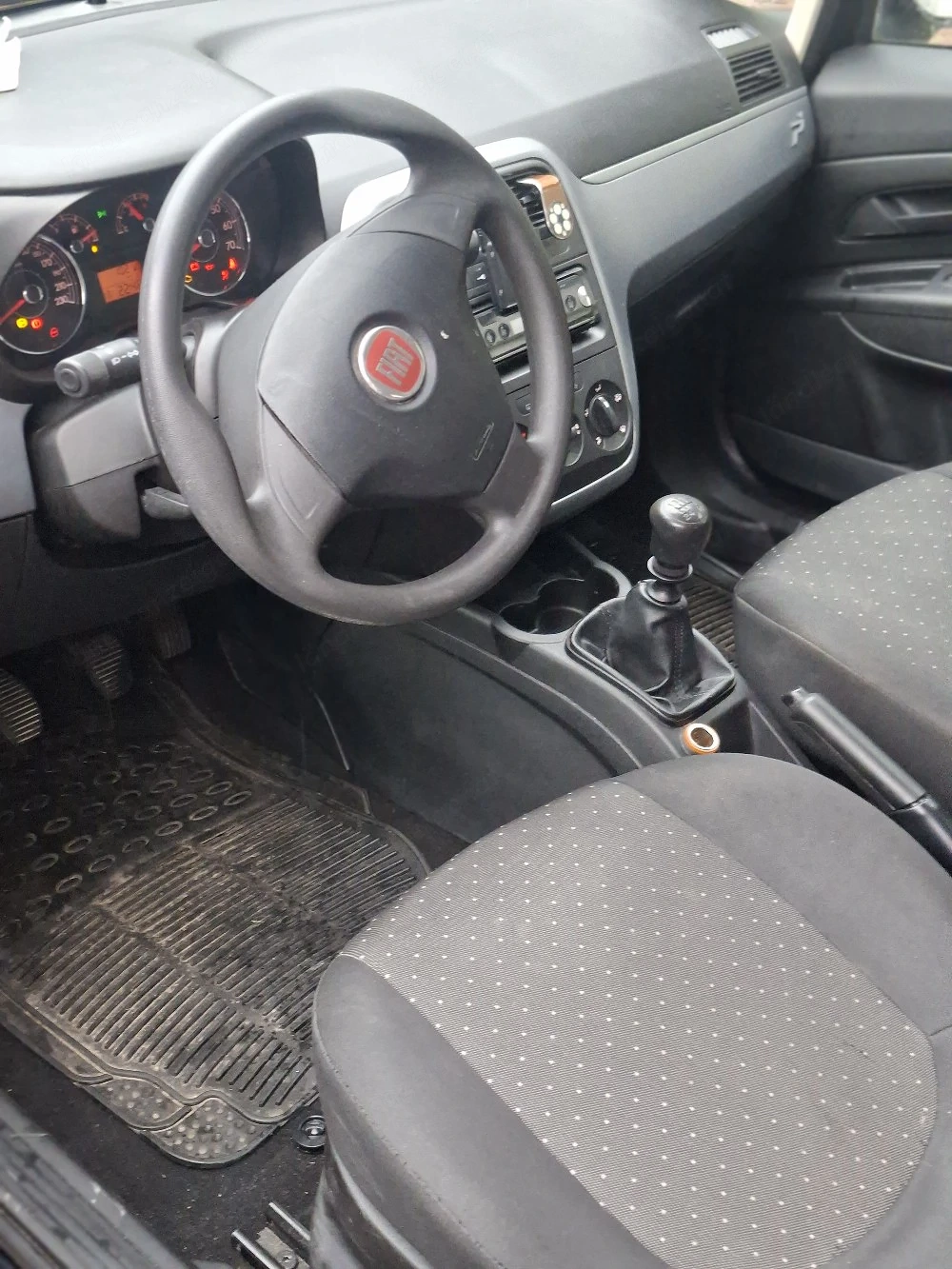   prodávám auta  Fiat  Punto 