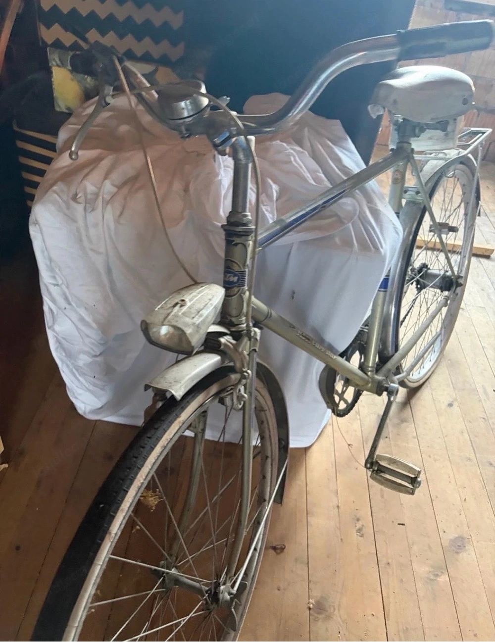 Verkaufe ein altes KTM Eurostar Fahrrad.