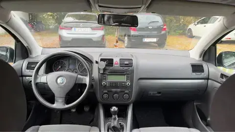 vw Golf 5 1.6 Benziner 