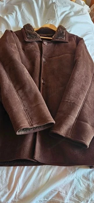 Neue Herrenjacke aus Lammfell 