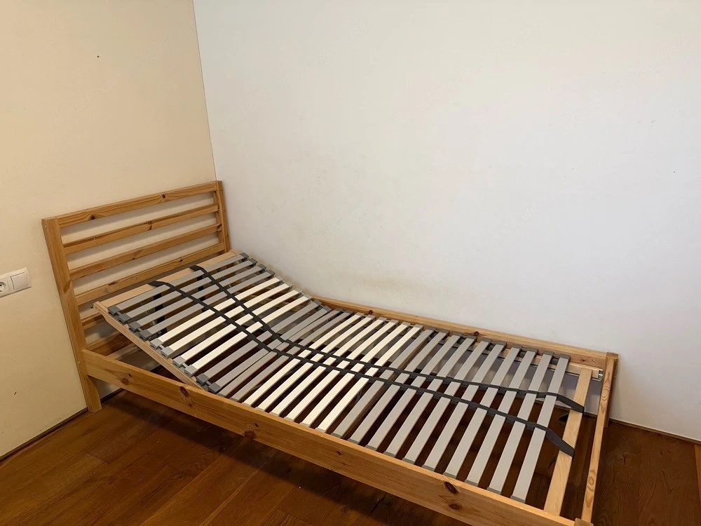 Bett inklusive Lattenrost