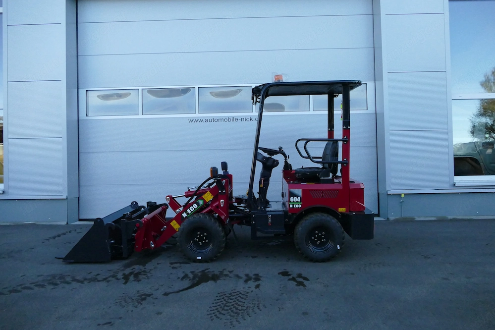 N-ECO 604 Elektrohoflader mit Wetterschutzdach- Hoflader - Radlader
