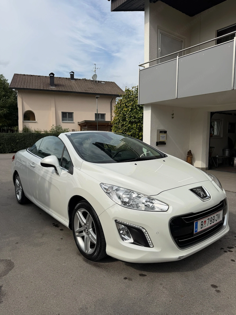 Cabrio Peugeot 308cc  perlweiss, BJ 2013 68.000km!, 8 fachbereift  Sommerauto!ereifth