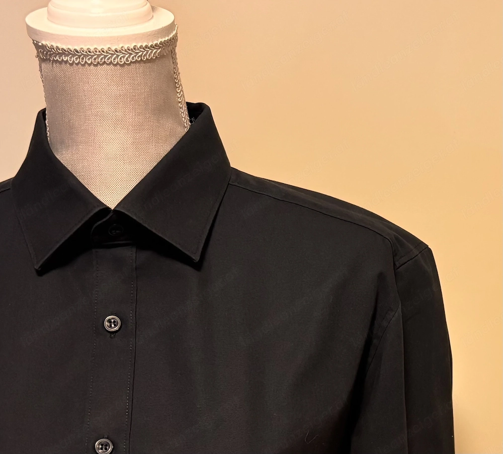 Schwarzes Herren Hemd von Shirt House Neuzustand 