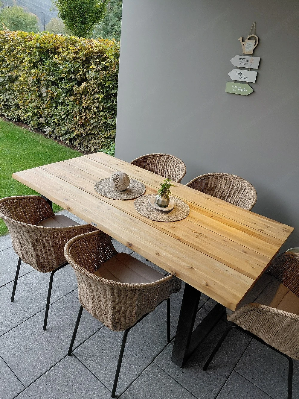 Esstisch - Gartentisch 