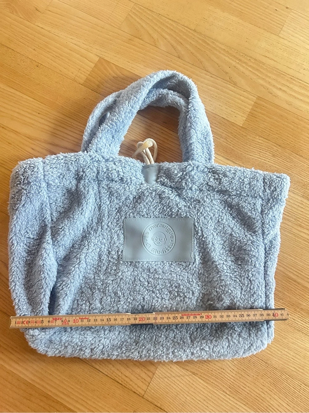 Tasche im Teddystoff bzw Plüschstoff Farbe hell blau 