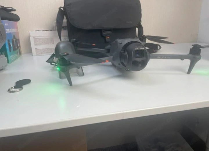 DJI Mavic 4 Pro Drohne