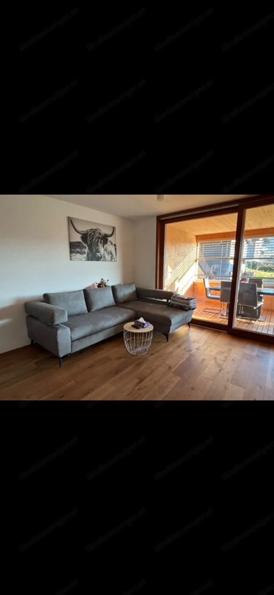 Sofa.        