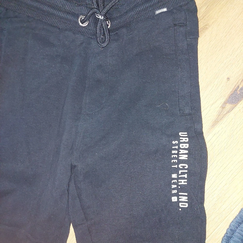 Jogginghosen 134