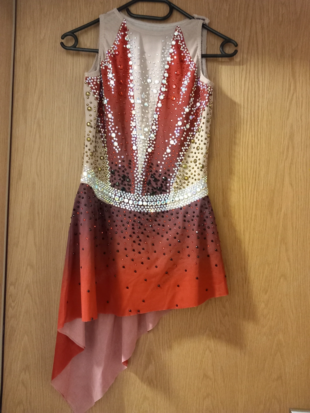 Neues Kürkleid zu verkaufen