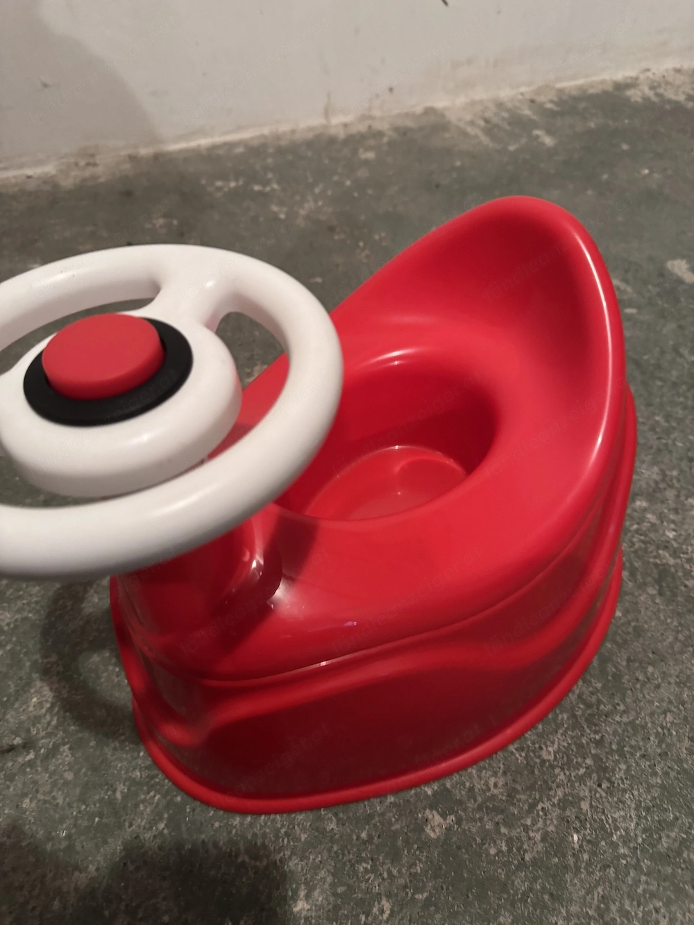 Kindertöpfchen in Rot