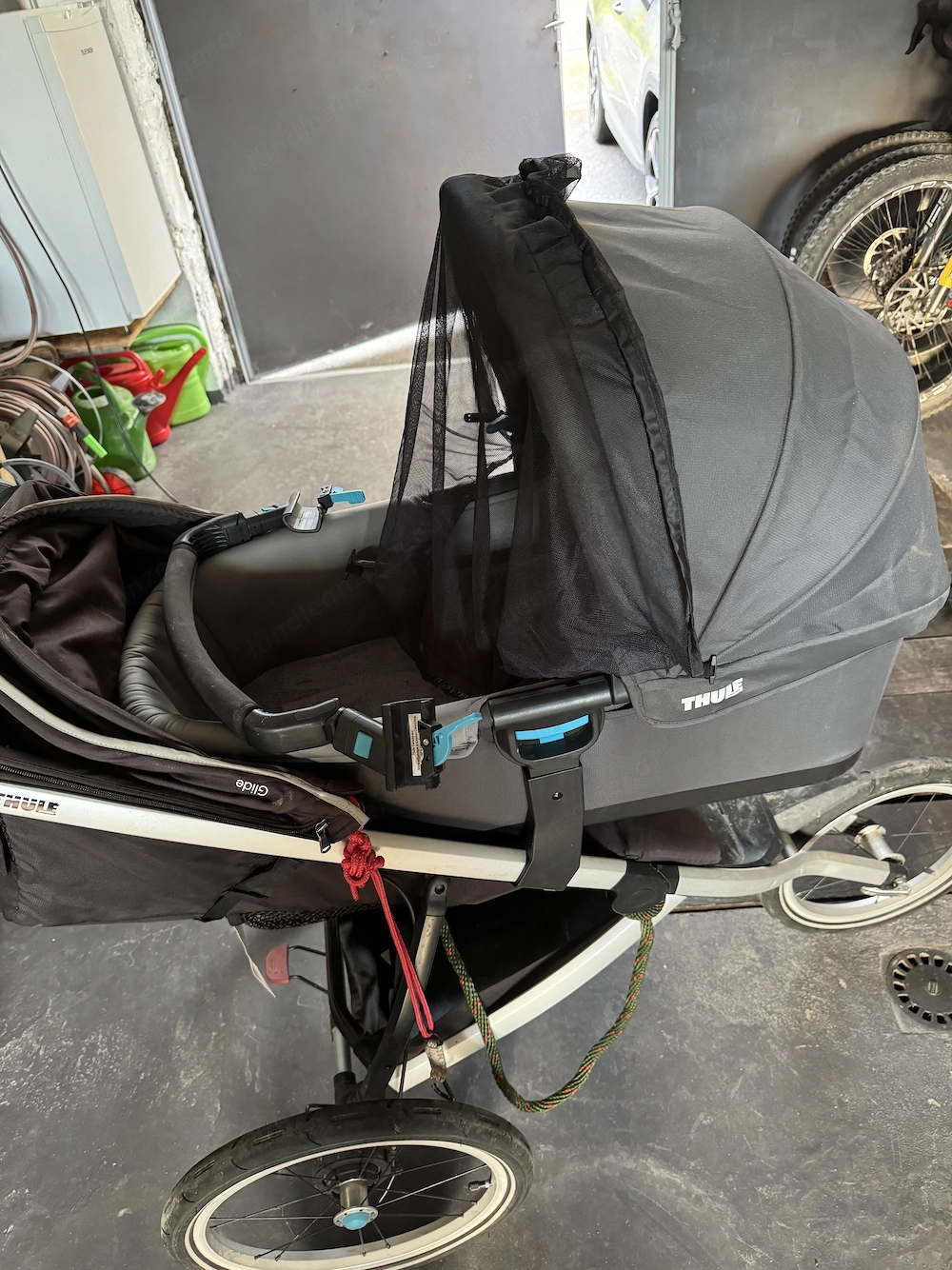 Thule Glide mit Babywanne