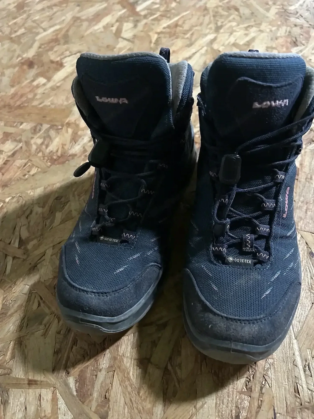 Lowa Schuhe Mädchen Größe 36