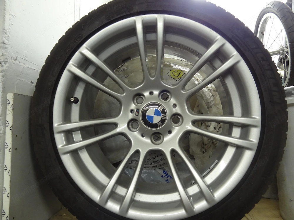 BMW M3 V8 Felgen Original