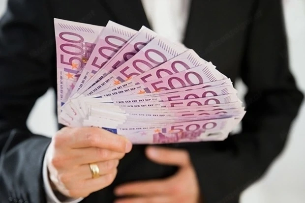 Kredi!te und Investitionsfinanzierungslösungen für Ihre Projekte