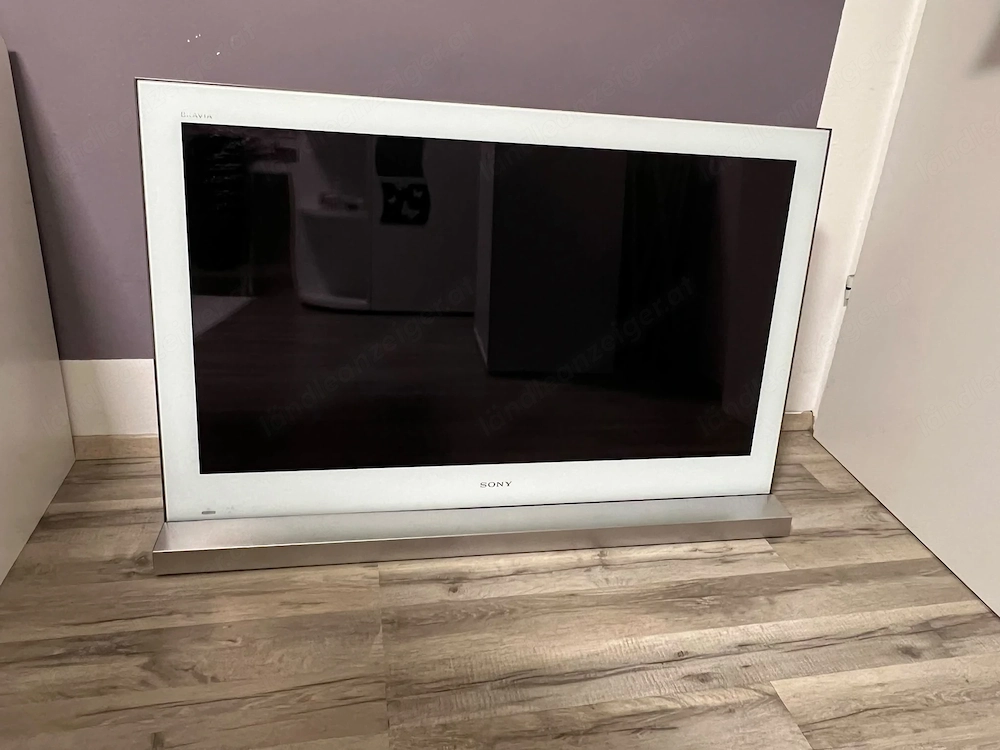 TV Gerät Sony günstig zu haben siehe Fotos....